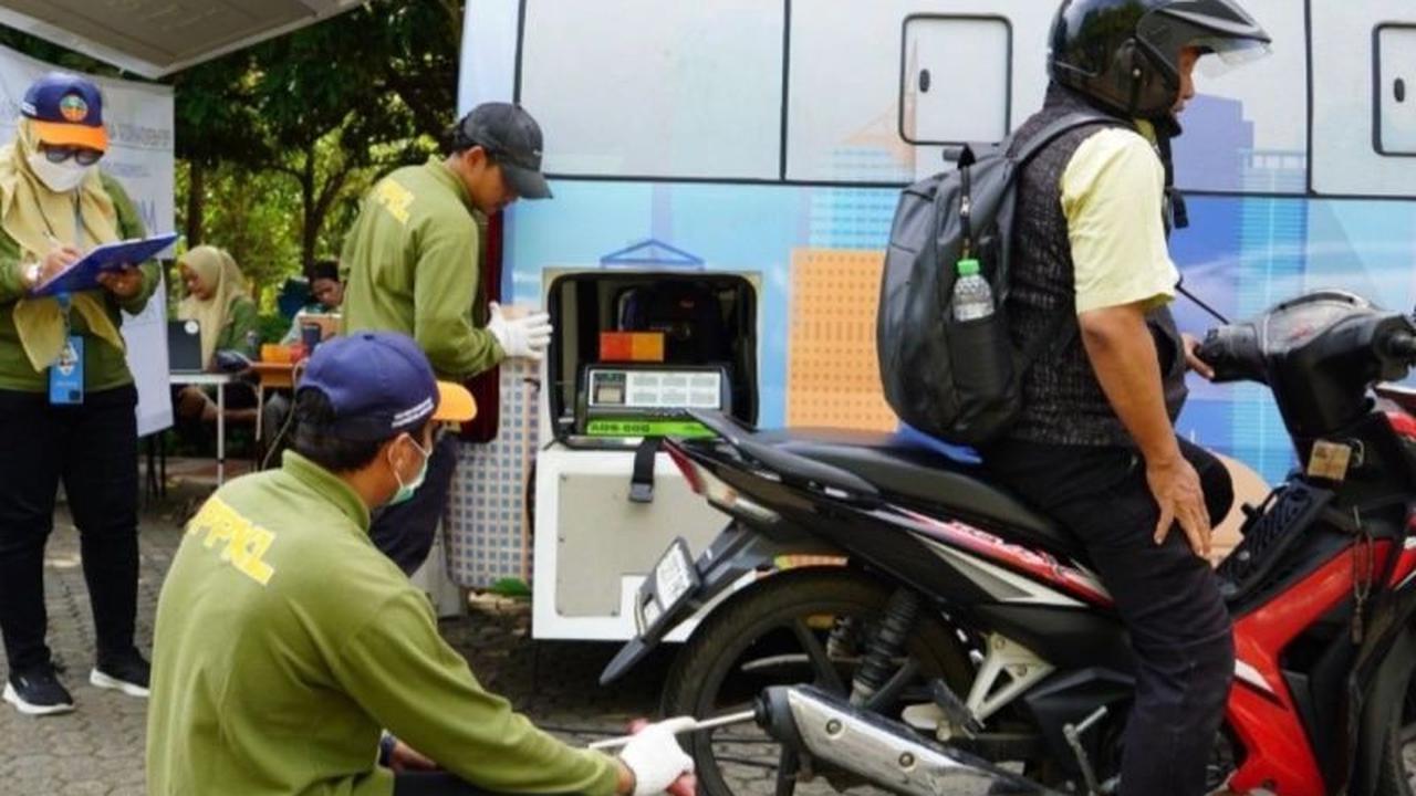 Kualitas Udara Jakarta Utara: Ada Uji Emisi Gratis, Satu Motor Gagal Lulus!
