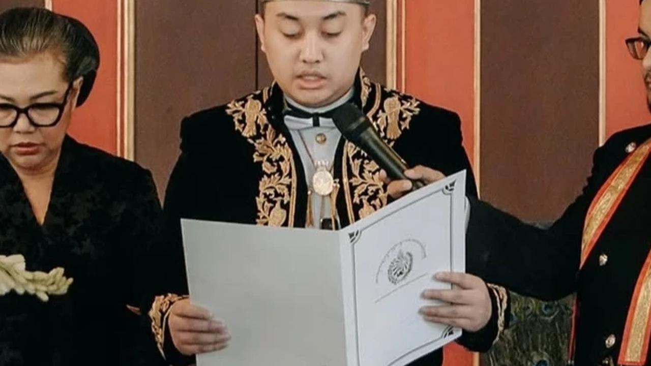 Beredar Kabar Undangan Penobatan KGPH Purboyo Pengganti Pakubuwono XIII, Ini Kata GKR Timoer Rumbay