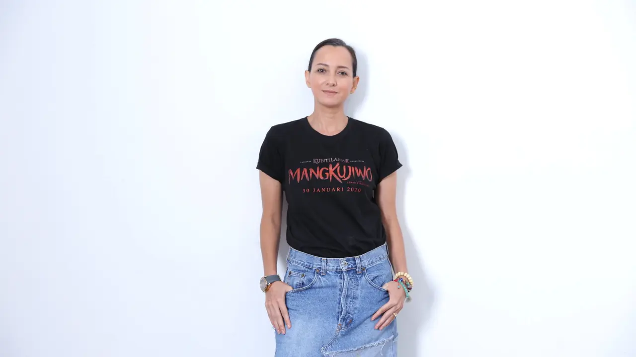 [Fimela] Karina Suwandi fisit Film Mangkujiwa