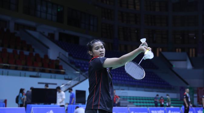 <p>Gregoria Mariska Tunjung akan turun sebagai tunggal putri pertama Indonesia saat menghadapi Vietnam pada semifinal cabang bulu tangkis beregu putri SEA Games 2021 di Bac Giang Gymnasium, Selasa(16/5/2022). (foto: PBSI)</p>