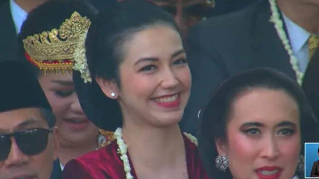 6 Gaya Artis Hadiri Upacara 17 Agustus 2025 di Istana Merdeka, Wulan Guritno Jadi Sorotan