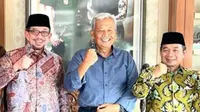 Ketua Majelis Syura PKS Habib Dr Salim Segaf Aljufri, Eks&nbsp;Gubernur Jawa Tengah Bibit Waluyo, dan&nbsp;Ketua Fraksi PKS DPR RI Jazuli Juwaini. (Liputan6.com/Istimewa)