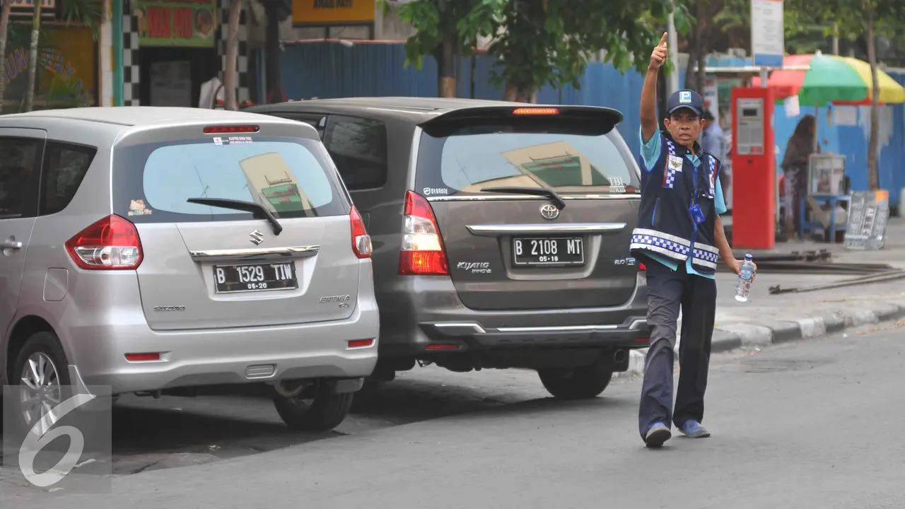 20150921-Petugas-Parkir-Jalan-Sabang-Jakarta