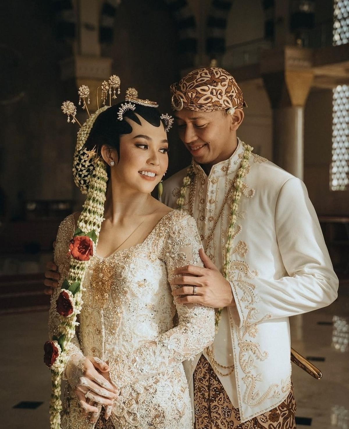 Potret Akad Nikah Rian Ardianto dan Ribka Sugiarto, Digelar di Masjid - Hanya Dihadiri Keluarga Dekat