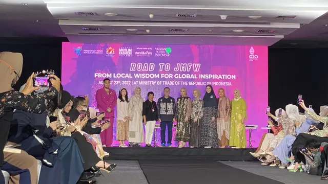 Gelar Road to JMFW 2023, Mendag: Indonesia Mesti Kuasai Fesyen Muslim Dunia