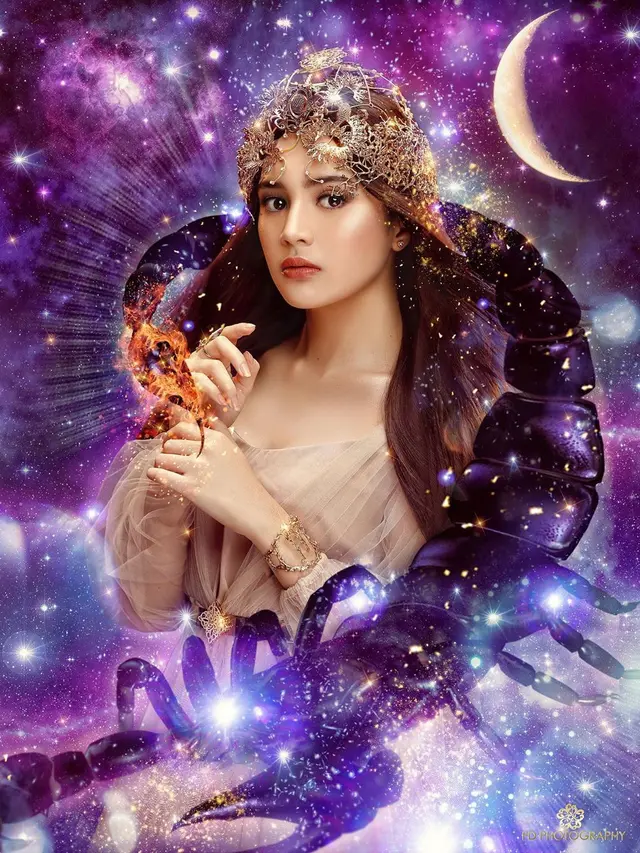 12 Pesona Seleb Saat Pemotretan Bertema Zodiak Ini Keren Banget