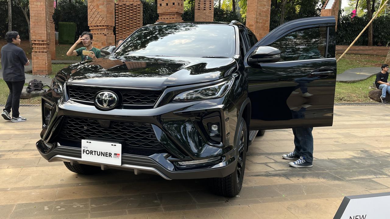 Berapa Pajak Toyota Fortuner 2024? Simak Estimasi Lengkapnya di Sini