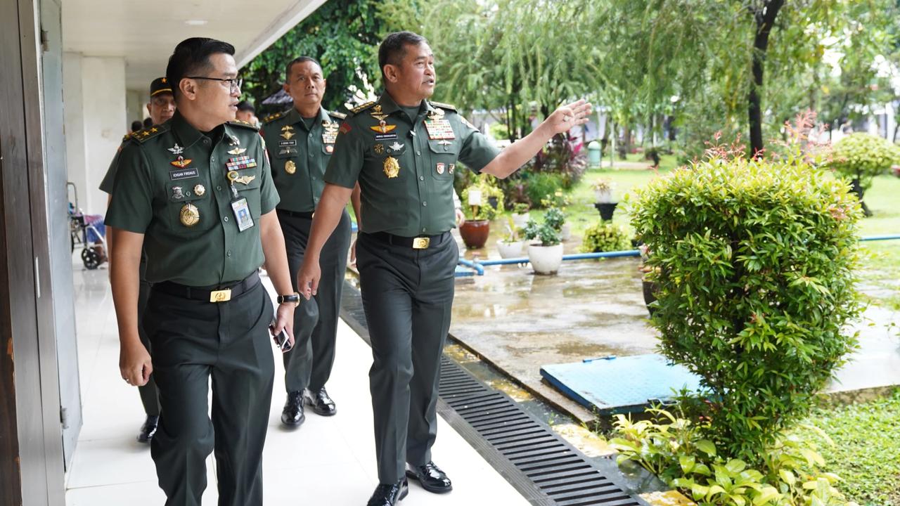 FOTO: Kasad Tinjau Modernisasi Fasilitas RSPAD Gatot Soebroto