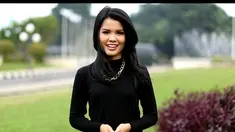 Pertandingan tinju tak hanya hadirkan hingar bingar kemewahan saat berlangsung, terkadang juga muncul saat yang tak terduga dalam olahraga keras tersebut.