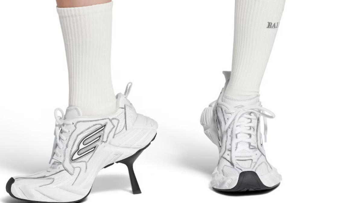 Gabungan Gaya dan Kenyamanan Sneakers Heels Cocok untuk Gen Z, Koleksi Balenciaga Seharga Rp16 Jutaan