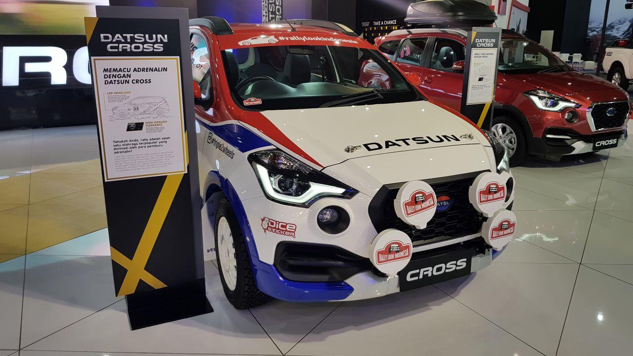 Datsun Cross bergaya rally
