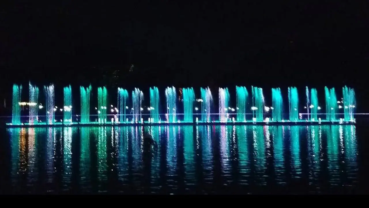 Air mancur Sri Baduga di Purwakarta