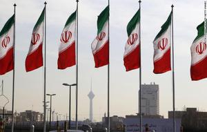 Bendera Iran (Atta Kenare / AFP PHOTO)