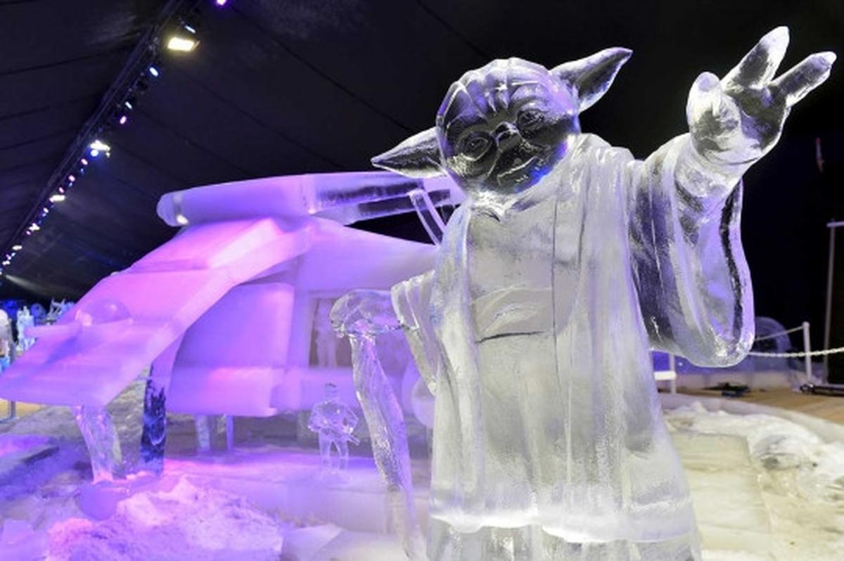 Uniknya para karakter tokoh "Star Wars" terbuat dari es