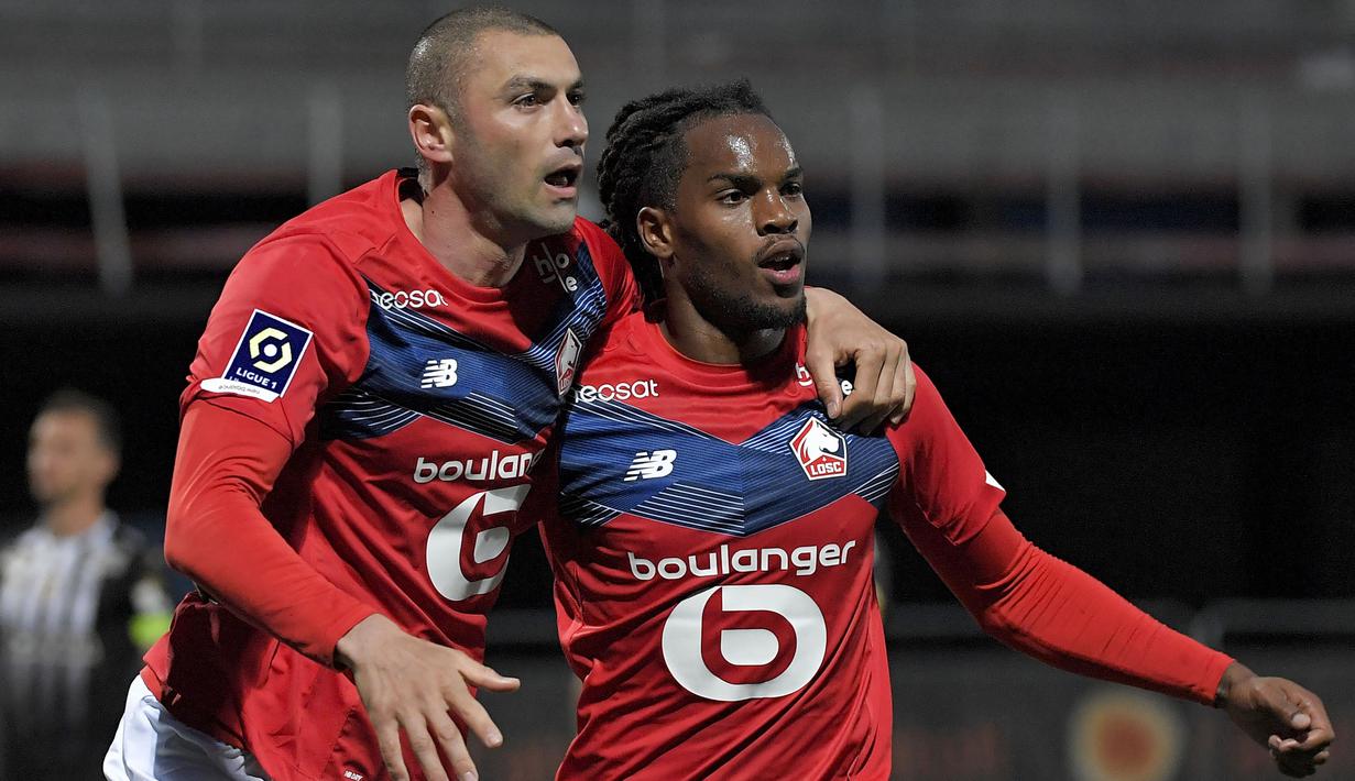 Renato Sanches (kanan) pernah dianugerahi penghargaan Golden Boy pada tahun 2016. Saat itu, ia berhasil tampil impressif dan membawa Timnas Portugal menjuarai Euro 2016. Sempat tampil kurang apik Bayern Munchen, Sanches akhirnya menemukan kembali performanya di Lille. (AFP/Loic Venance)