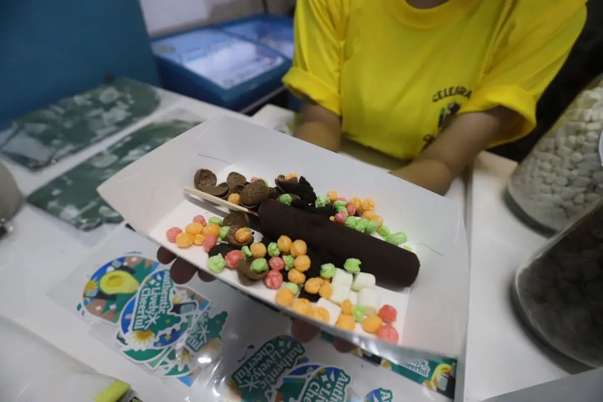 Sensasi Seru Makan Es Krim Terbaru Rasa Alpukat