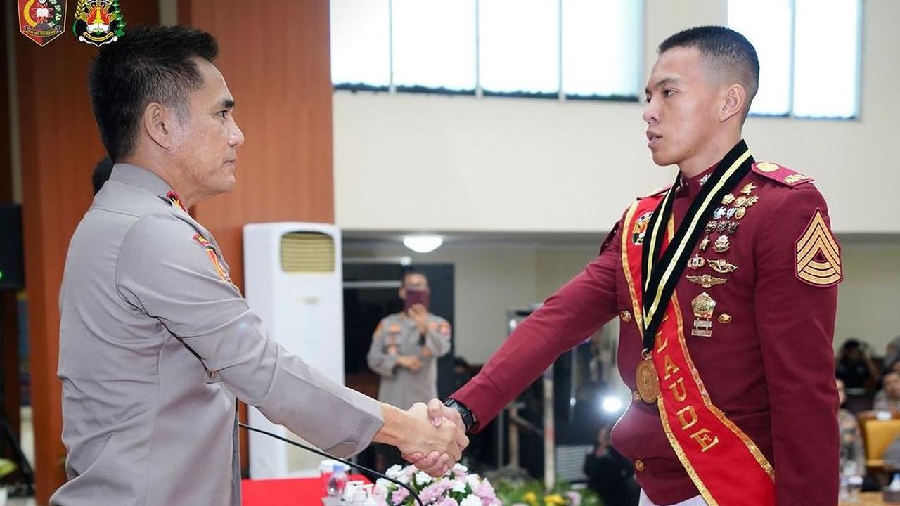 Sementara itu, Brigadir Taruna Theodore Gomgom Octofarrel De Fatima berhasil menjadi lulusan terbaik kumulatif dari semua aspek penilaian.<br>