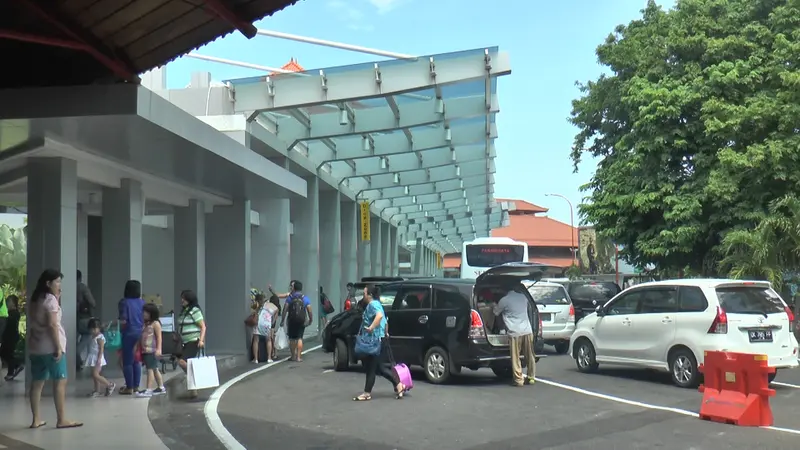 Aktivitas di Bandara Ngurah Rai Bali