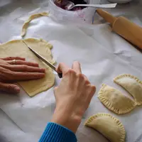 Untuk sebarkan info terkait soal vegan ke masyarakat, Jakarta Vegan Guide buka kelas masak berbasis online. (Sumber foto ilustrasi: unsplash.com/Kristina Tripkovic)