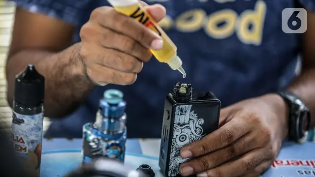 Pemerintah Bakal Larang Penggunaan Rokok Elektrik dan Vape