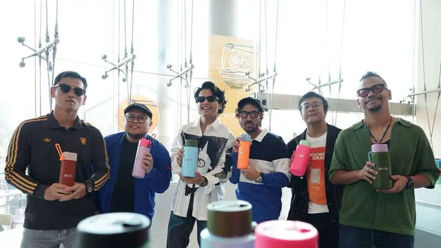 Pakai Tumbler frank green Jadi Cara Sederhana NIDJI Terapkan Gaya Hidup Reusable