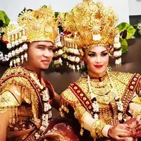 Alfie Alfandy dan Fitri Arifin saat menikah (Dok. Pribadi)