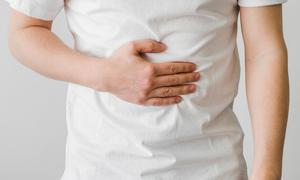 How to fart when you have trapped gas. (Photo: Freepik)