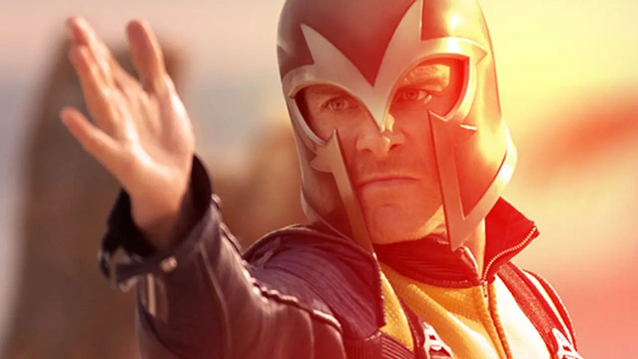 michael-fassbender-magneto-131104c.jpg