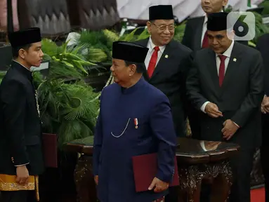 Prabowo Subianto dan Gibran Rakabuming Raka resmi menjabat sebagai Presiden dan Wakil Presiden periode 2024-2029. (Liputan6.com/Herman Zakharia)