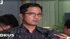 KPK menyatakan pihaknya tidak berwenang menghentikan proyek pembangunan meski ada dugaan suap pada pengurusan perijinan.