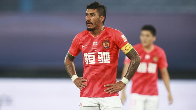 Foto: Ini Dia Daftar 6 Transfer Termahal yang Melibatkan Pemain Berusia Kepala Tiga, Makin Tua Tetap Joss