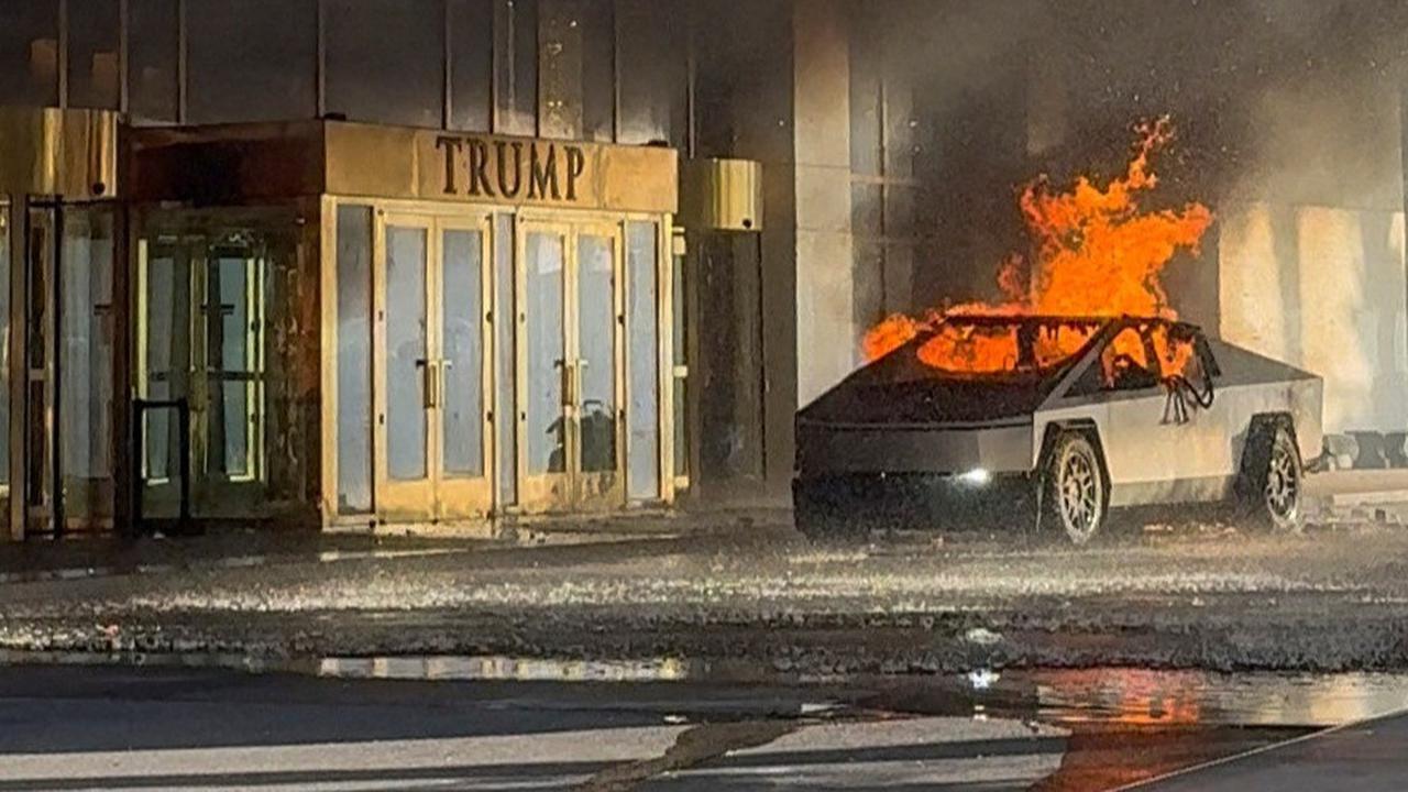 FOTO: Penampakan Tesla Cybertruck Elon Musk Meledak di Hotel Donald Trump