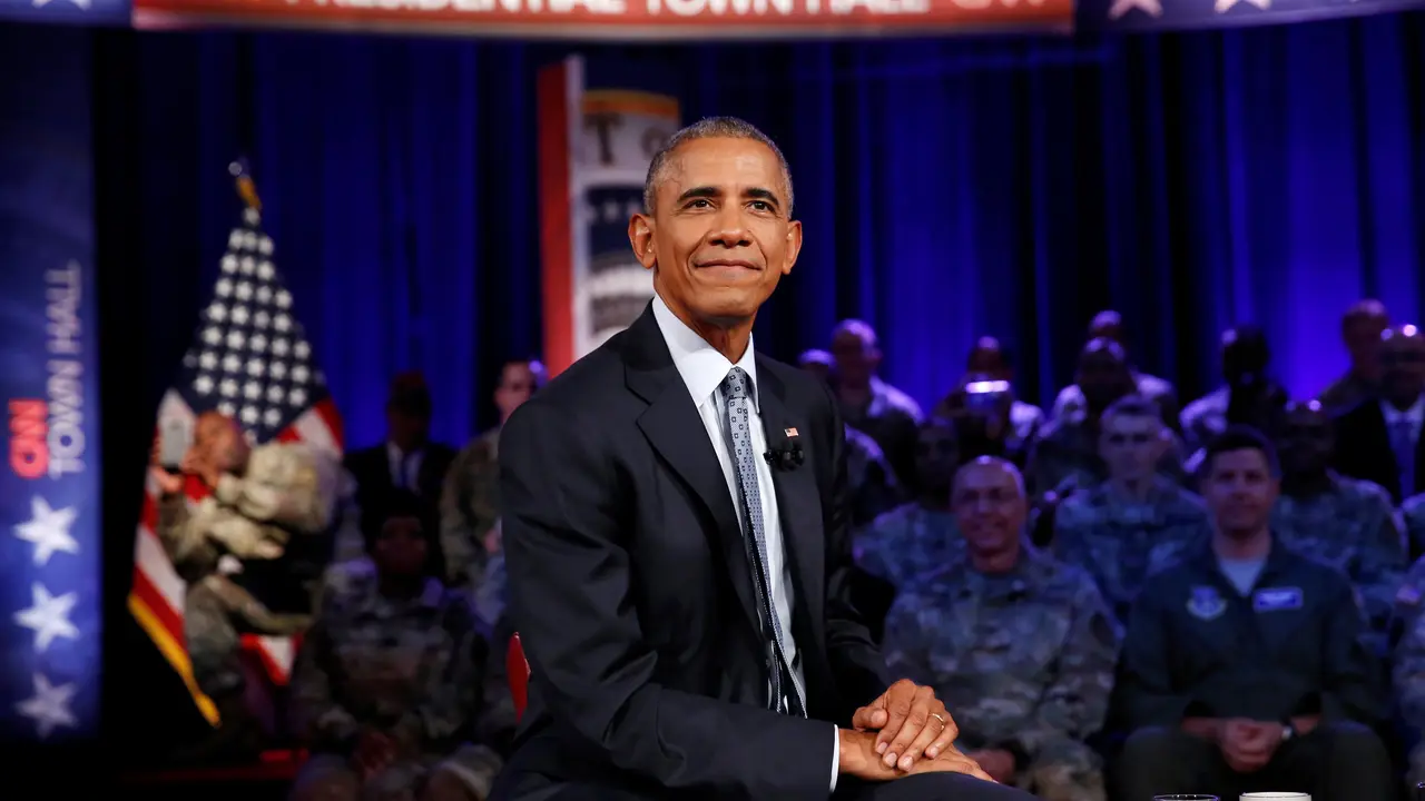 Presiden Barack Obama di town hall meeting di Pangkalan Fort Lee di Virginia