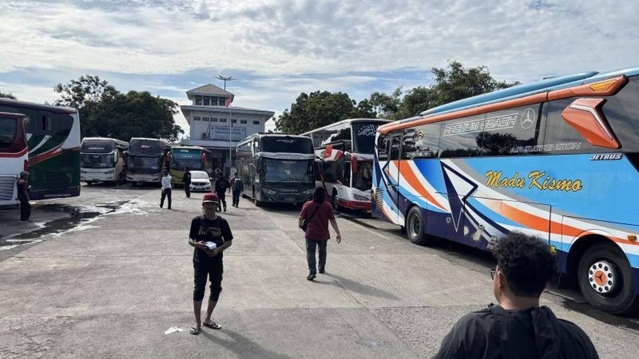 Arus Mudik Natal Tanjung Priok: Ribuan Penumpang Berangkat dengan Bus AKAP