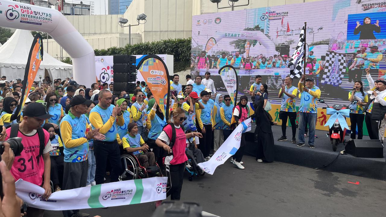 Semangat Inklusif! Wamensos Peringati Hari Disabilitas Internasional Lewat Fun Walk