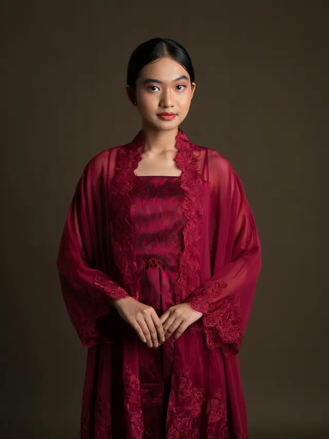 Kebaya Kutu Baru Modern Brokat Elegan Terbaru 2025