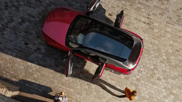 Mazda memilih pendekatan bijak dalam menghadirkan suara mesin artifisial agar pengemudi tetap merasa terhubung dengan mobilnya.