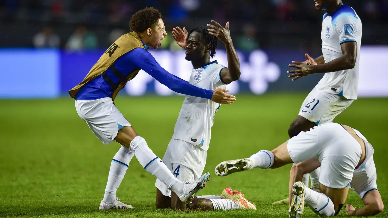 Foto: Hampir Berakhir dengan Skor Imbang, Begini Sengitnya Laga Inggris Melawan Uruguay di Piala Dunia U-20 2023