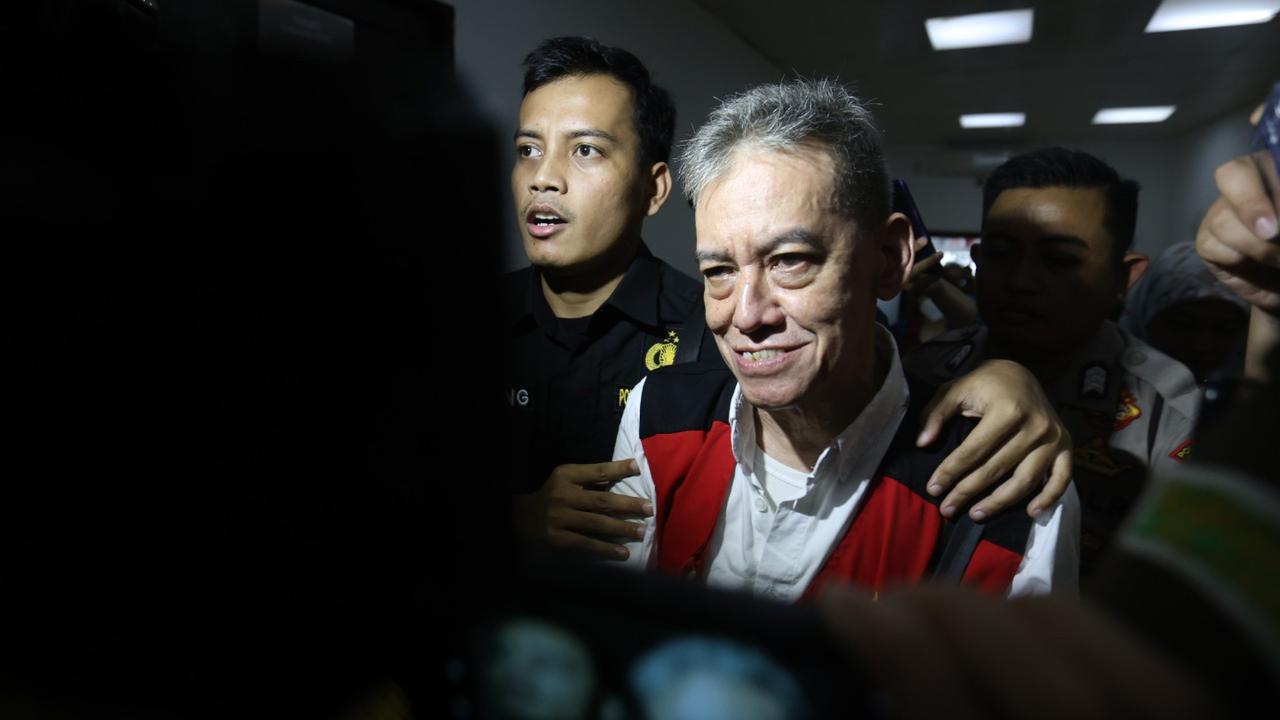 FOTO: Fariz RM Divonis 10 Bulan Penjara dan Denda Rp 800 Juta dalam Kasus Narkoba
