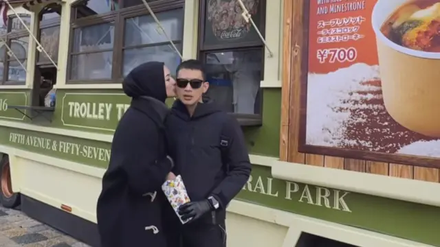 Citra Kirana dan Rezky Aditya liburan di Jepang