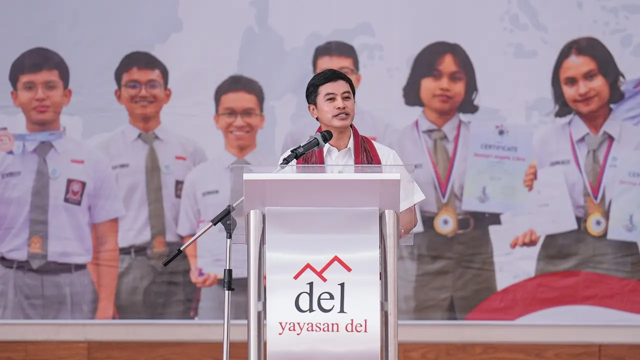Wamenkes Dante mengatakan suatu saat nanti akan ada bapak-bapak BJ Habibie baru yang hadir melalui program Sekolah Garuda ini (Foto: Biro Komunikasi dan Informasi Publik Kemenkes RI / Abdul Magfur (ID)