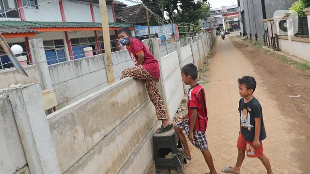 Perselihan Tanah, Akses Rumah Warga Ditutup Tembok