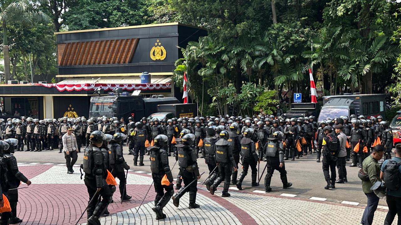 Polda Metro Jaya Siaga Kawal Demo BEM SI Terkait Ojol Tewas Ditabrak Mobil Brimob