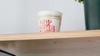Ilustrasi mi instan cup. (dok. Unsplash.com/@charlesdeluvio)
