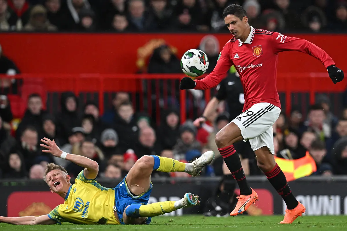 Pensiun dari Timnas Prancis, Raphael Varane Ingin Fokus di Klubnya Manchester United