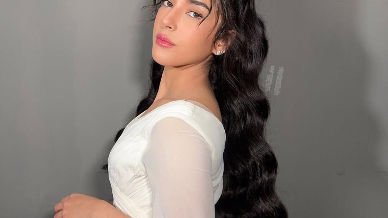 7 Potret Makeup Natural Tasya Farasya, Pesona yang Disebut Bidadari