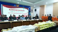 Badan Narkotika Nasional Republik Indonesia (BNN RI) mengungkap lima kasus peredaran gelap narkotika dalam konferensi pers yang digelar Jumat (18/8/2023). (Istimewa)