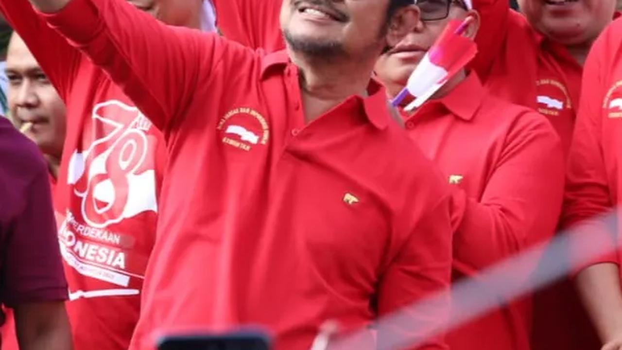 "Kalian adalah pejuang bagi bangsa ini. Kemarin, hari ini, dan besok!," tutup Mentan