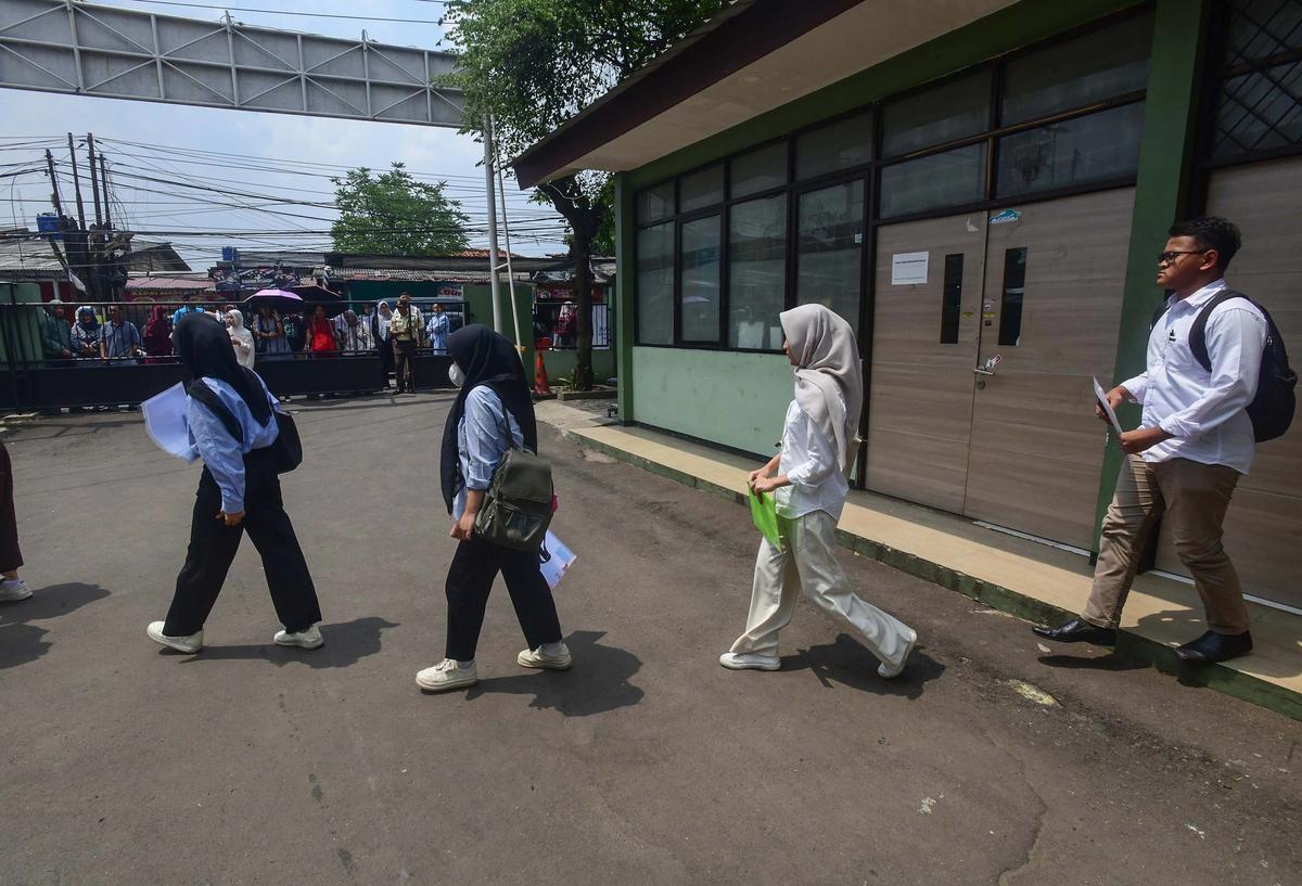 FOTO: Antusias Peserta Ikuti UTBK SNBT 2026 di Kampus UPN Veteran Jakarta