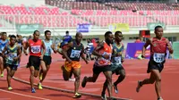 Atlet tuan rumah Papua Abraham Elopere menjadi peraih emas pertama Pekan Paralimpiade Nasional (Peparnas) Papua 2021, Sabtu (6/11/2021). (NPC Indonesia)